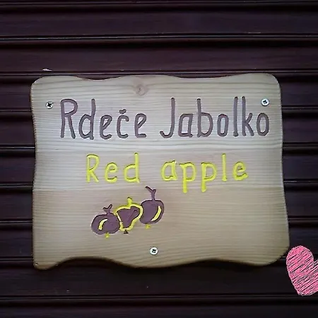 Red Apple